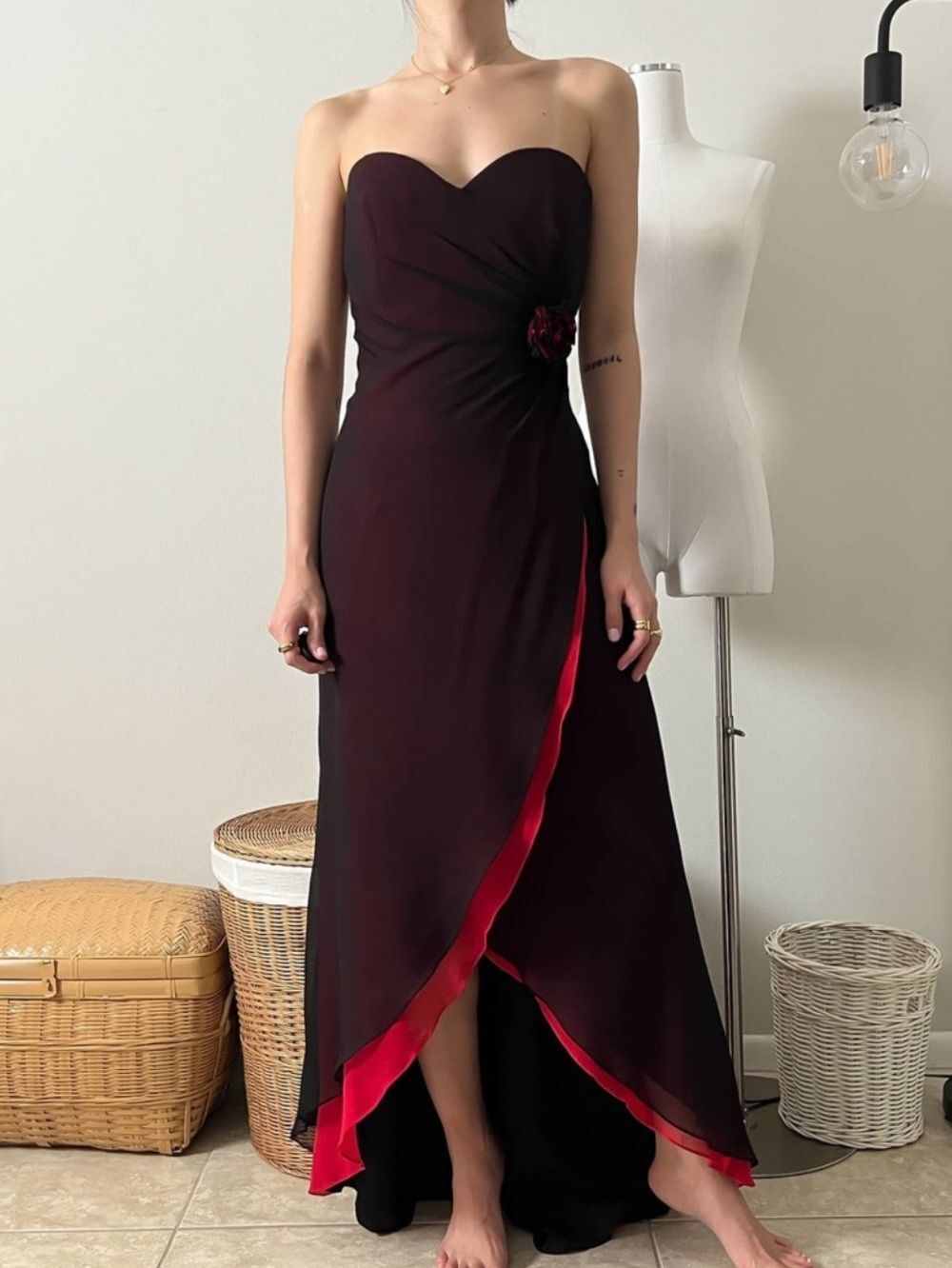 Vintage Cache Black Red Silk Strapless Tulip Hem Floral Beaded Accent Dress Sz10